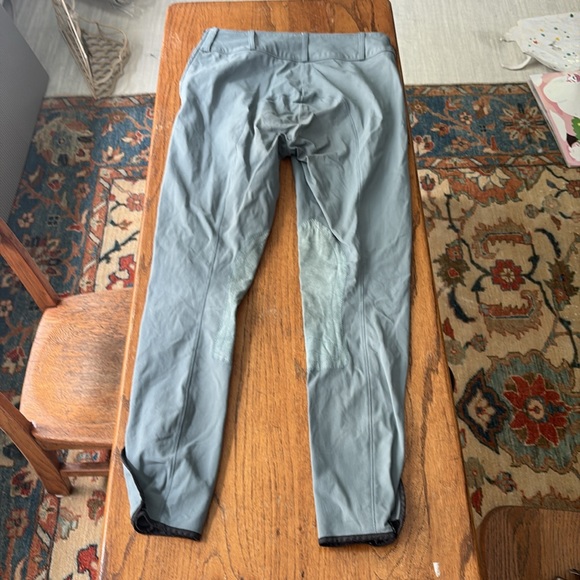 The Tailored Sportsman Trophy Hunter Blue Breeches. Size 28. - Picture 3 of 5